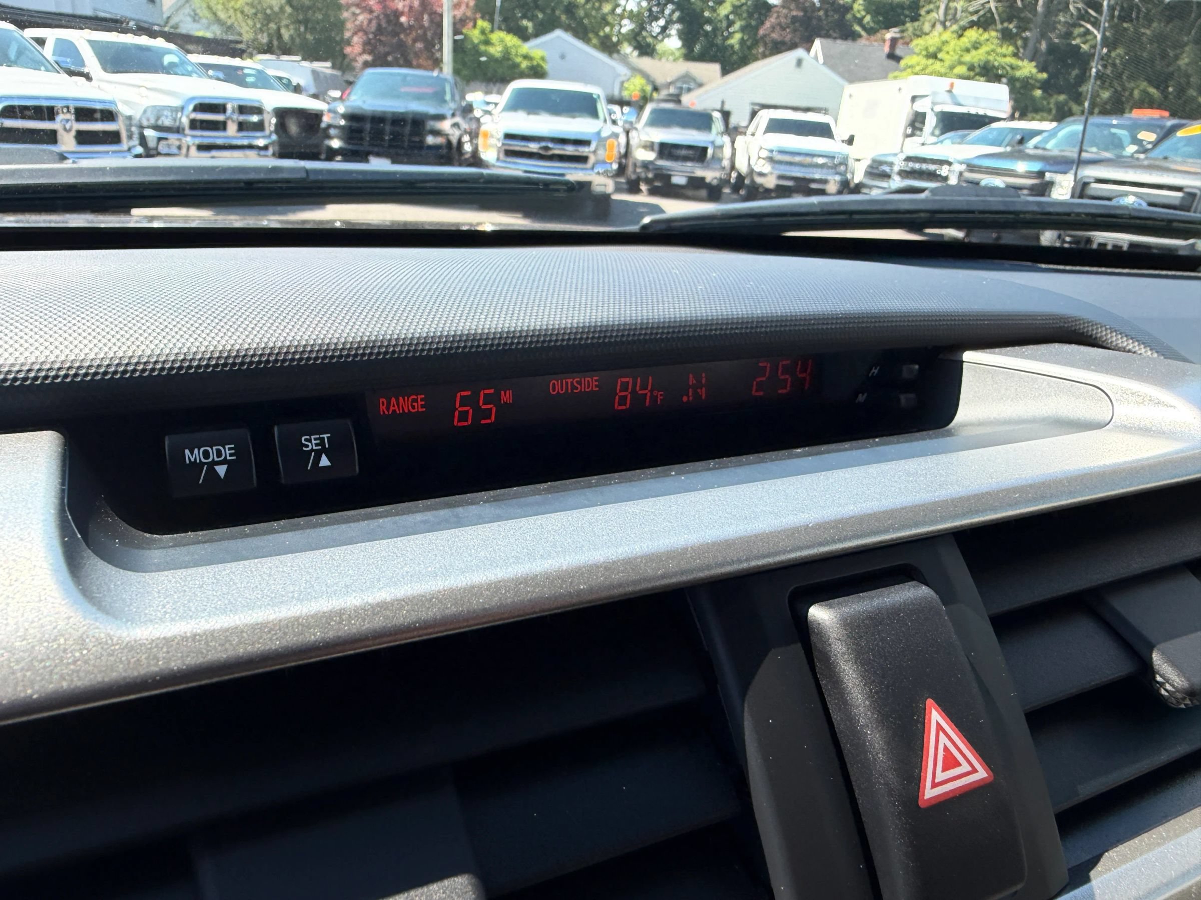 Used 2012 Toyota 4Runner Limited AWD/4WD image 32