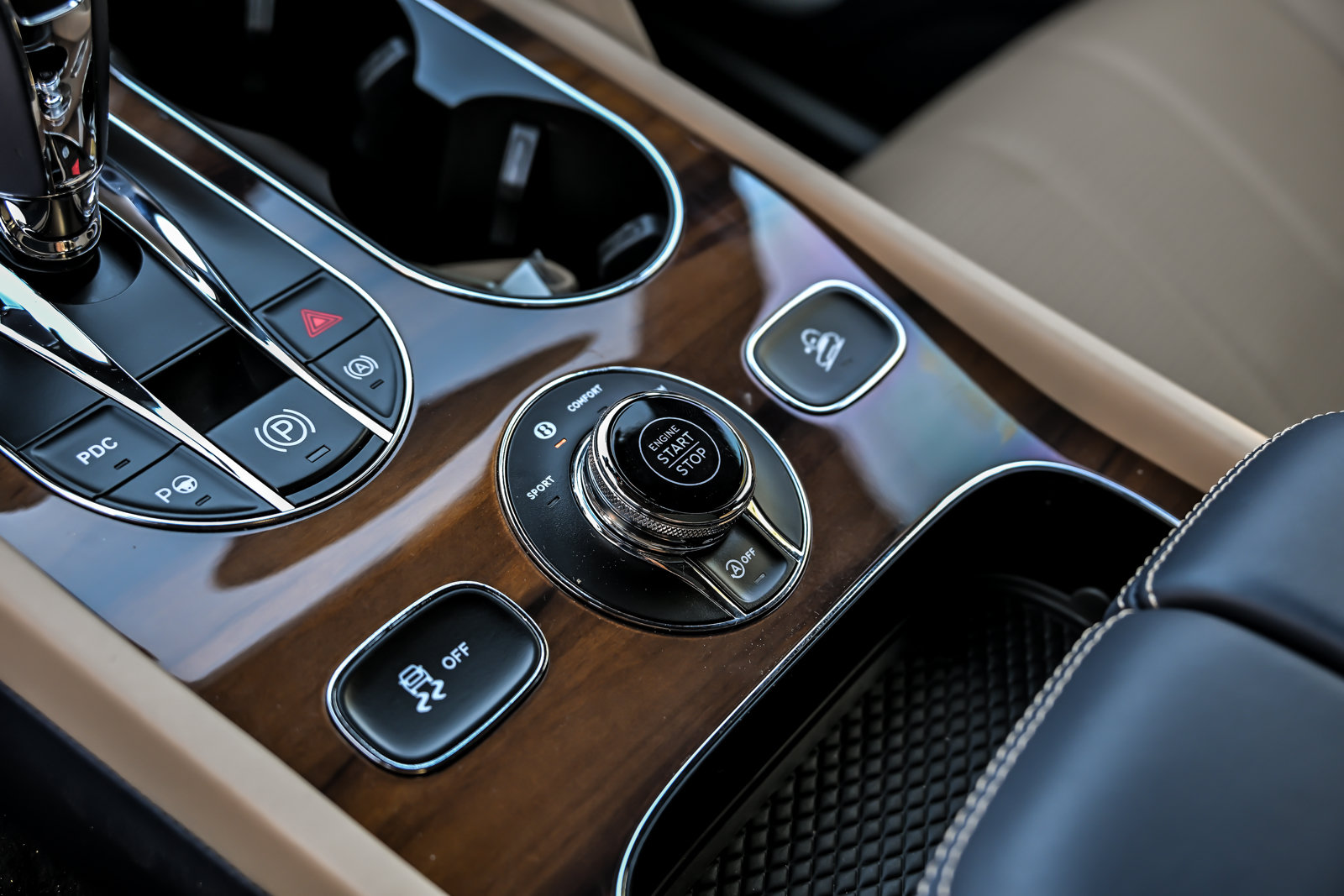 Certified 2023 Bentley Bentayga Extended Wheelbase AWD/4WD image 50