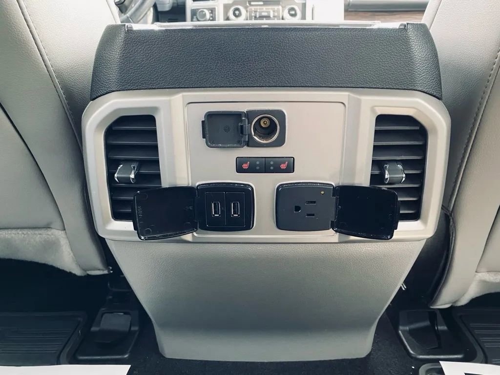 Used 2019 Ford F150 Lariat w/ Equipment Group 502A Luxury AWD/4WD image 33
