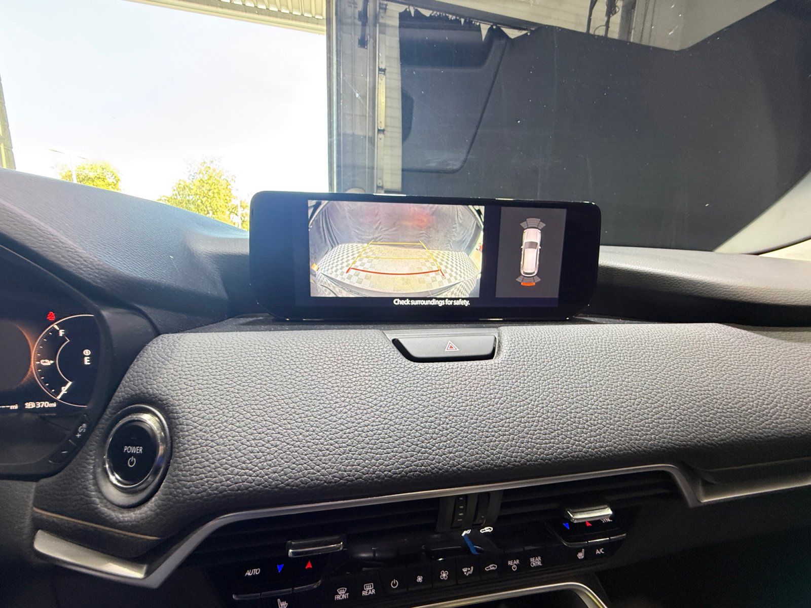 Used 2024 MAZDA CX-90 Plug-In Hybrid w/ Premium Pkg image 29