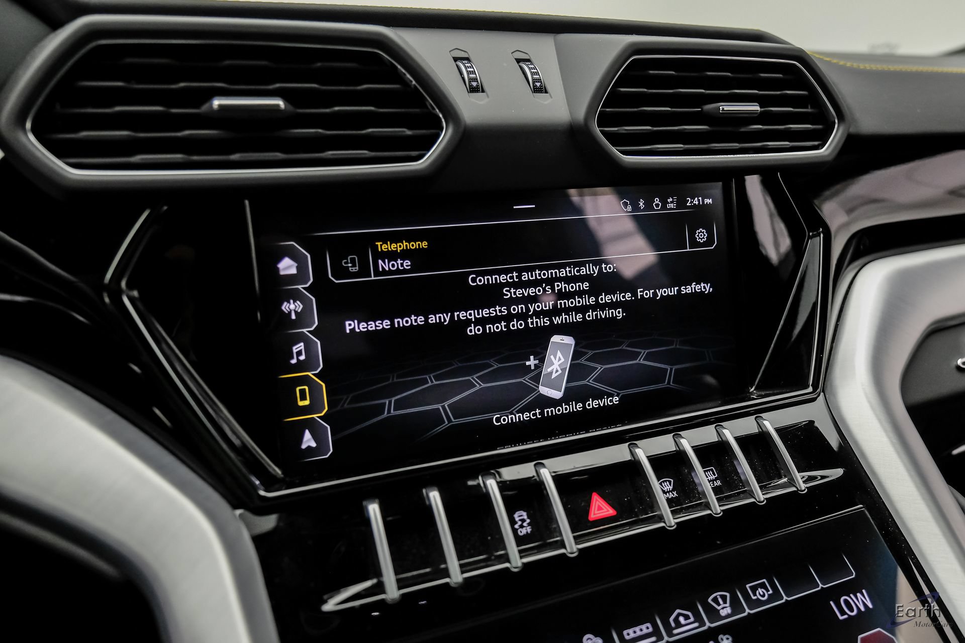 Used 2022 Lamborghini Urus AWD/4WD image 76