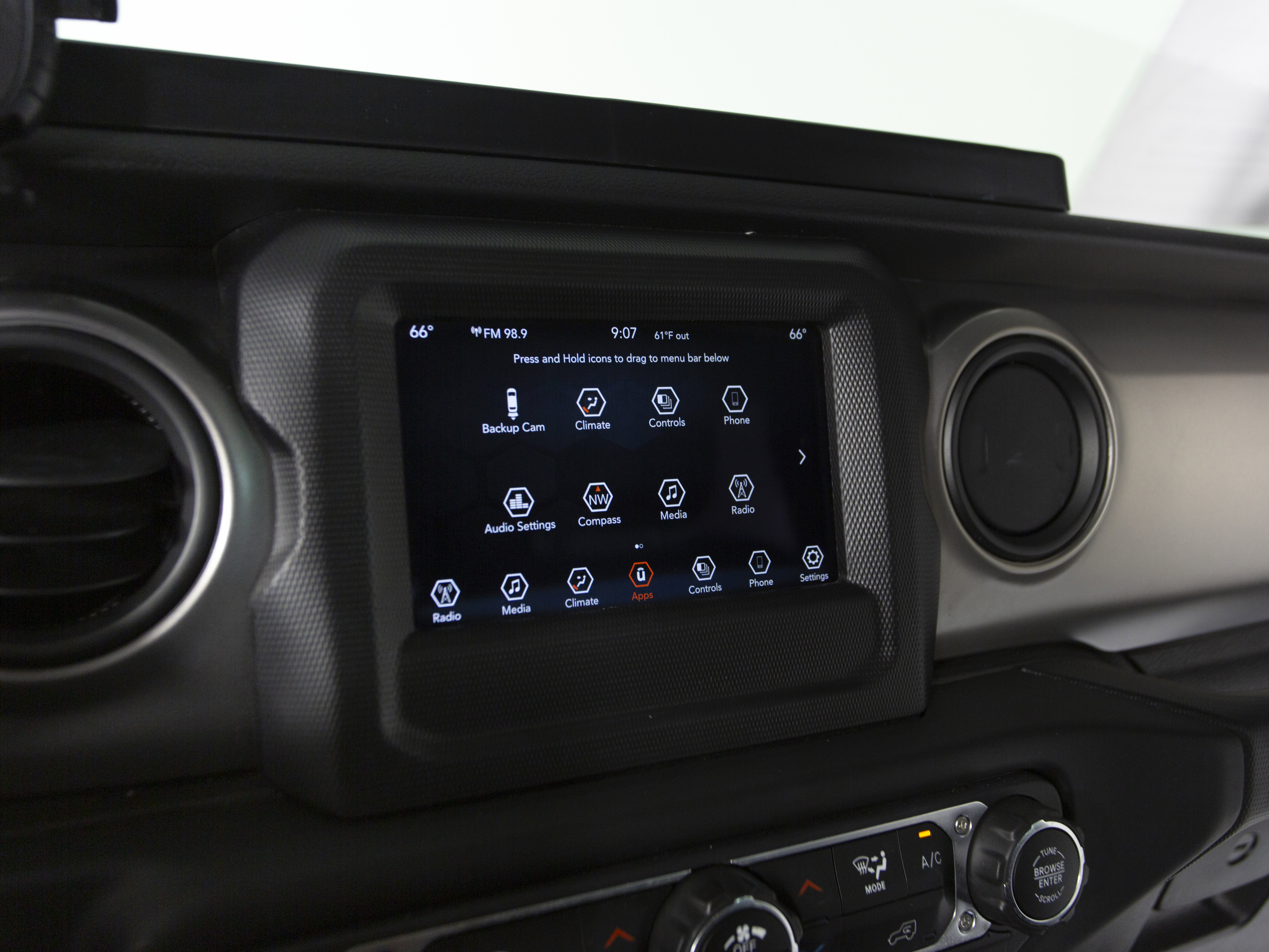 Used 2021 Jeep Wrangler Sport image 17