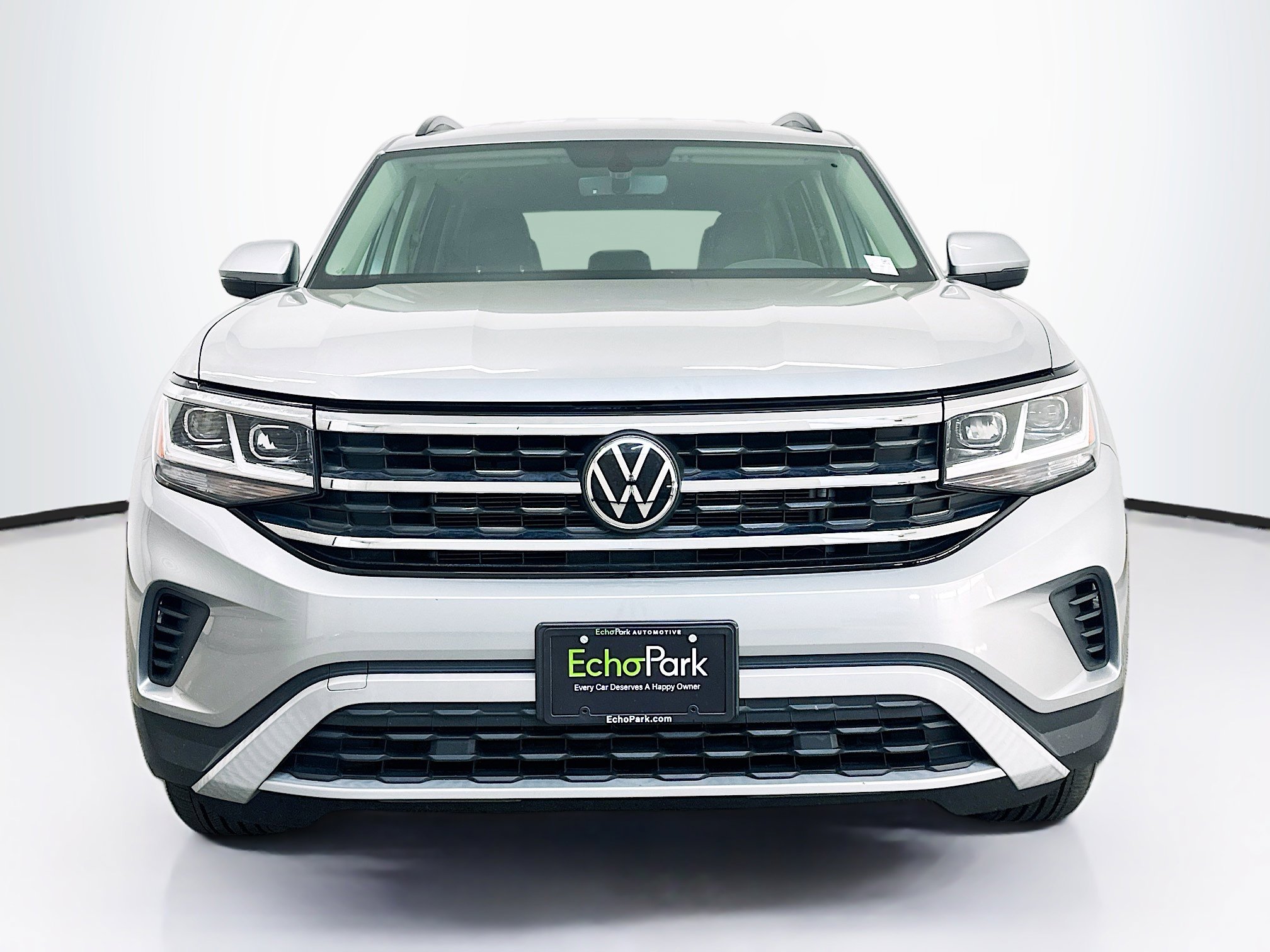 Used 2022 Volkswagen Atlas SE image 2