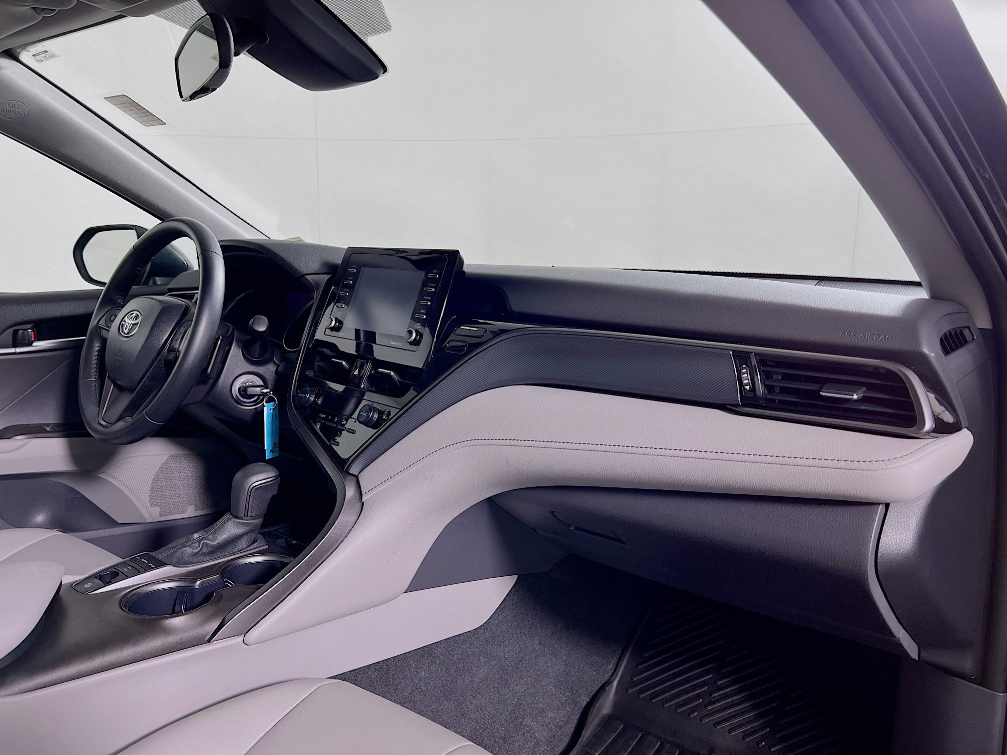 Certified 2024 Toyota Camry SE image 24