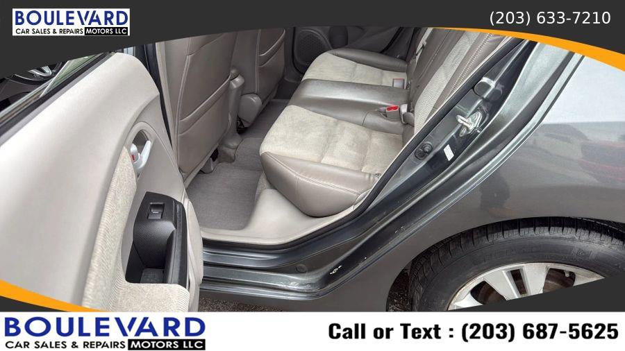 Used 2013 Honda Insight EX image 26