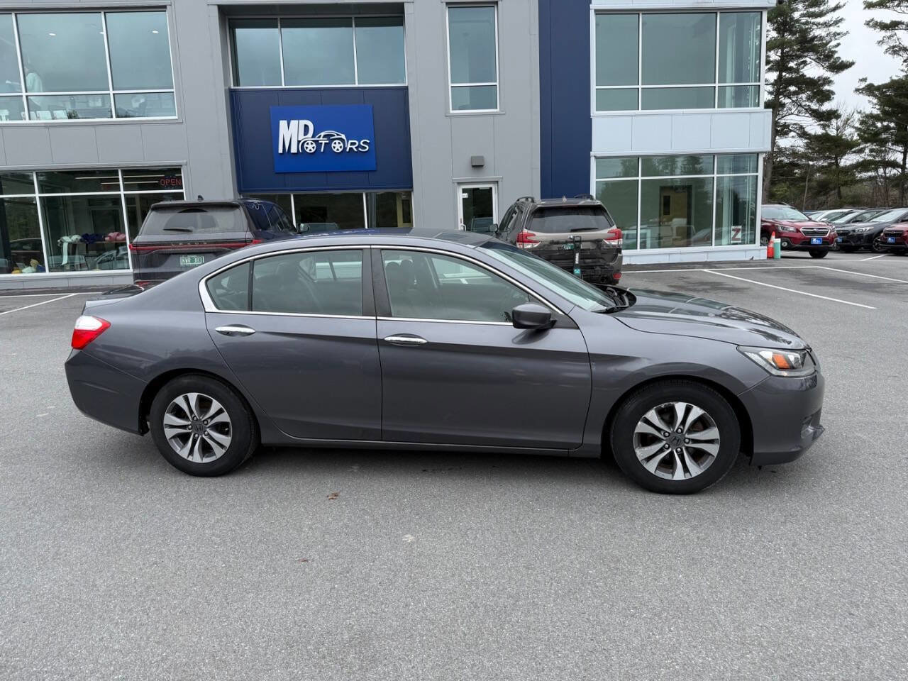 Used 2013 Honda Accord LX image 5