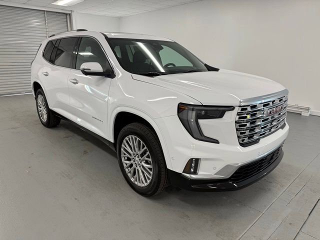 New 2026 GMC Acadia Denali w/ Super Cruise Package image 3