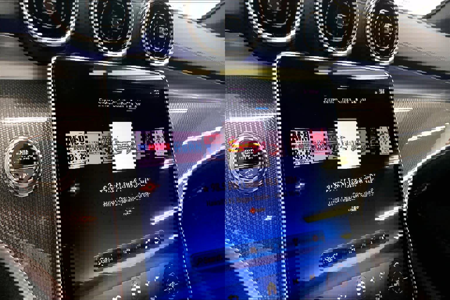 Used 2025 Mercedes-Benz C 300 Sedan image 22