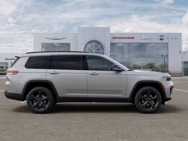 New 2026 Jeep Grand Cherokee L Limited w/ Limited Altitude Package AWD/4WD image 21
