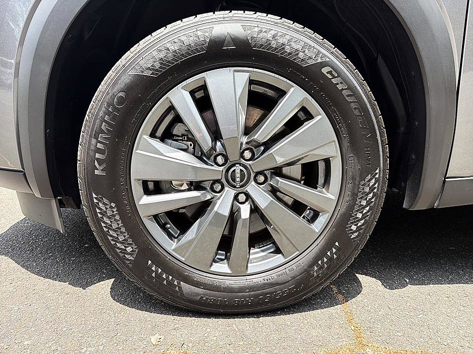 Used 2024 Nissan Pathfinder S AWD/4WD image 8