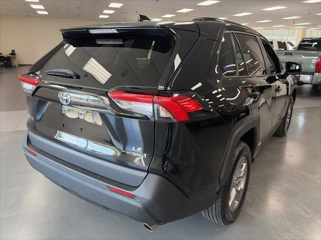 Certified 2024 Toyota RAV4 LE AWD/4WD image 7