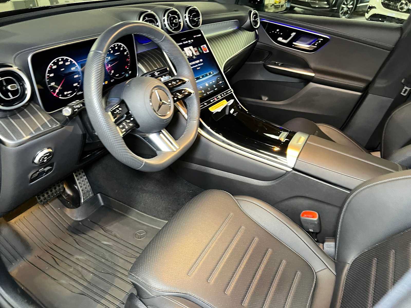 Certified 2026 Mercedes-Benz GLC 300 4MATIC image 26