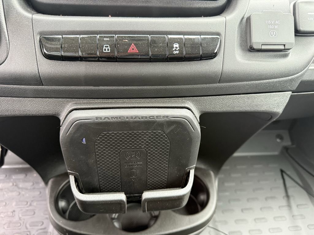 New 2025 RAM ProMaster 3500 w/ Quick Order Package 22G SLT image 25