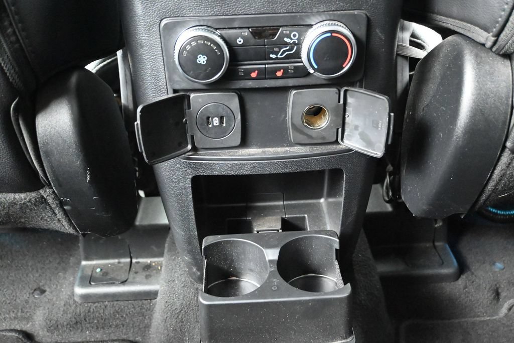 Used 2023 Ford Explorer Limited AWD/4WD image 17