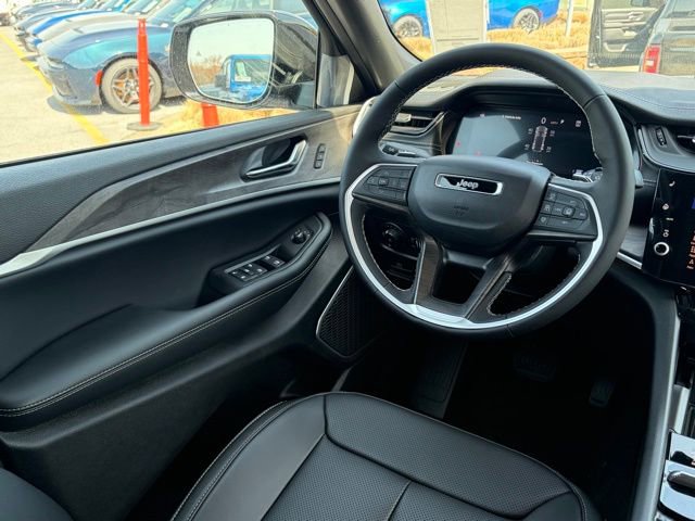 New 2026 Jeep Grand Cherokee Limited AWD/4WD image 36