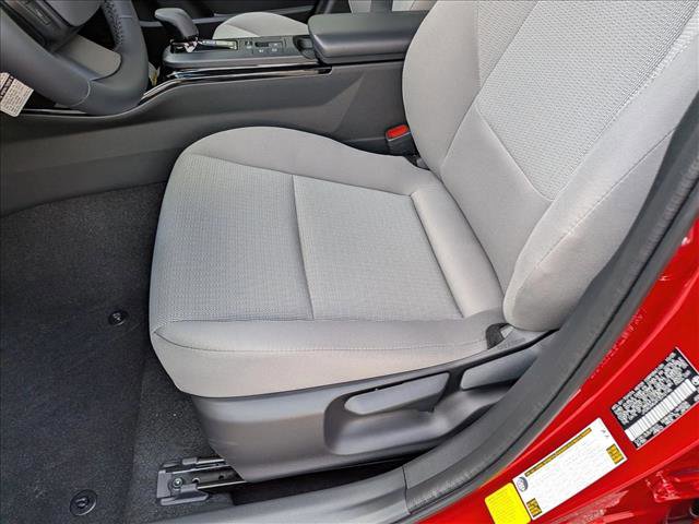 New 2026 Toyota Prius LE image 4