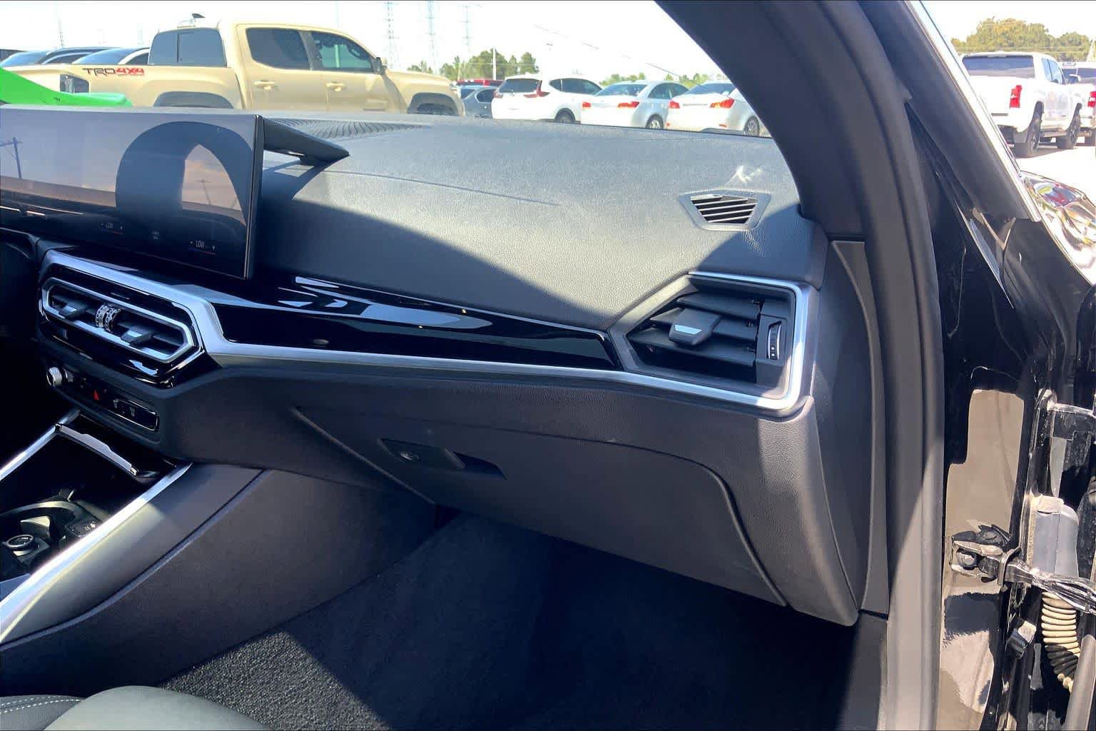 Used 2023 BMW i4 eDrive40 w/ Premium Package image 18