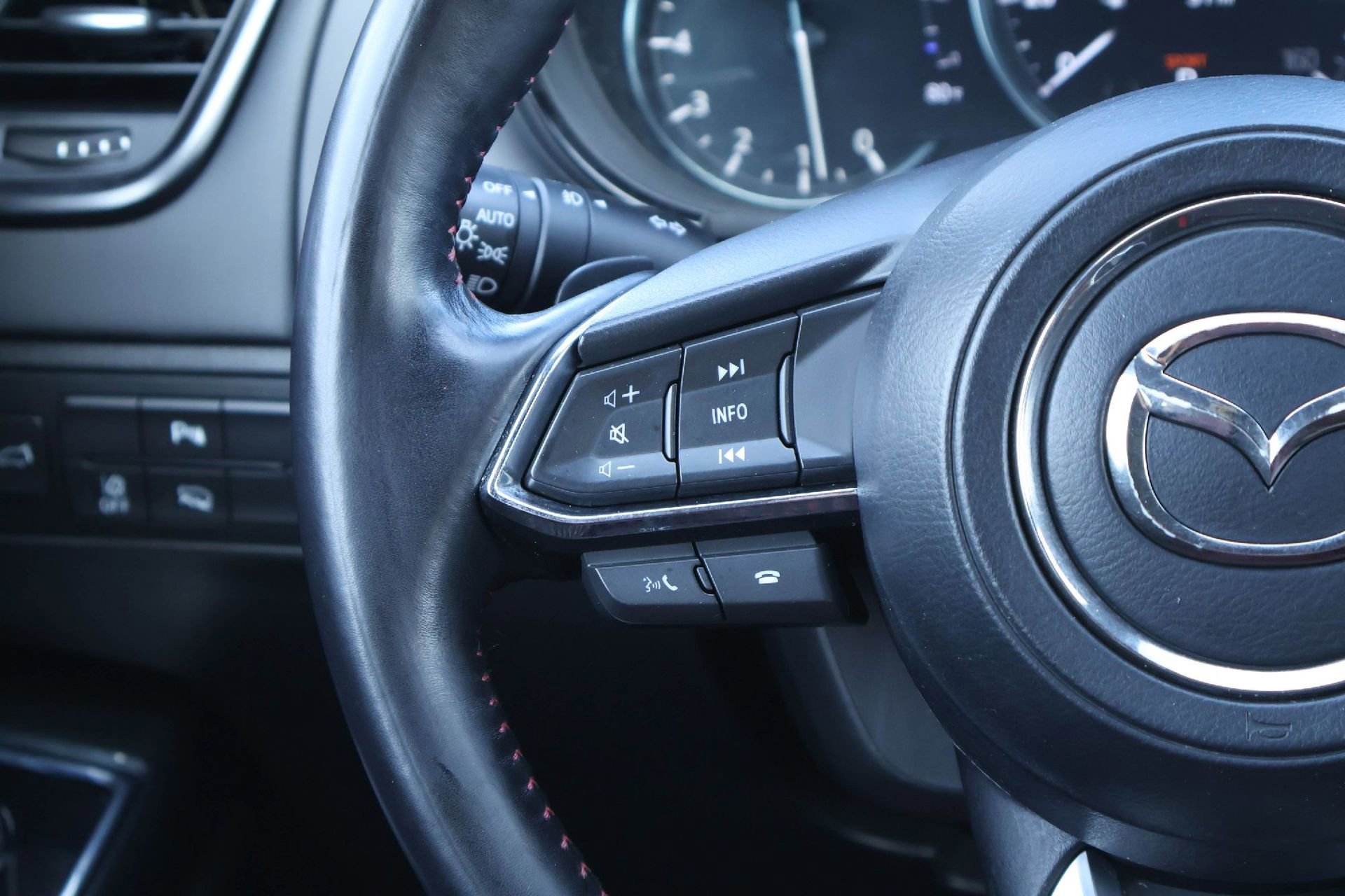 Used 2023 MAZDA CX-9 Carbon Edition image 22