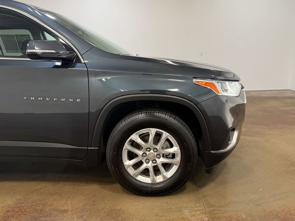 Used 2019 Chevrolet Traverse LT image 31