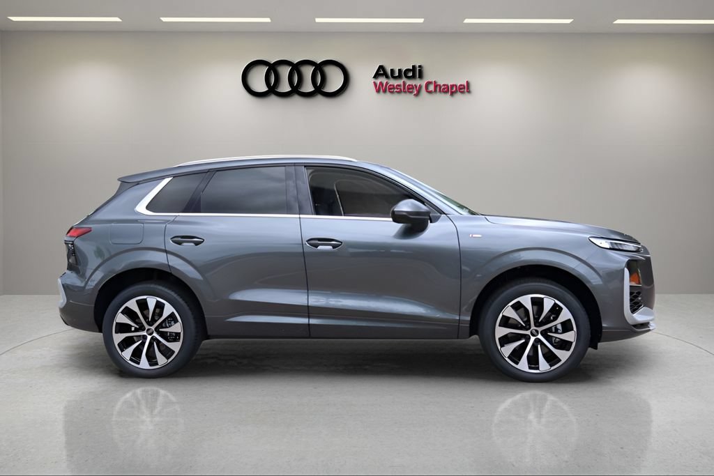 New 2026 Audi Q3 quattro 2.0T AWD/4WD image 6