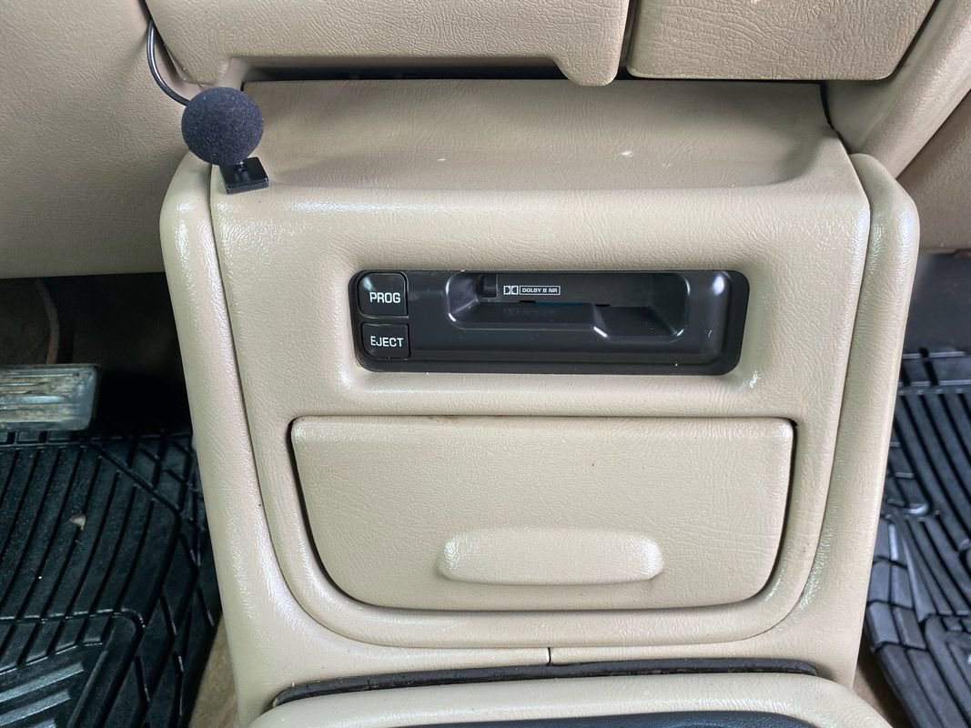 Used 2001 Chevrolet Silverado 2500 LS w/ Off-Road Skid Plate Pkg AWD/4WD image 24