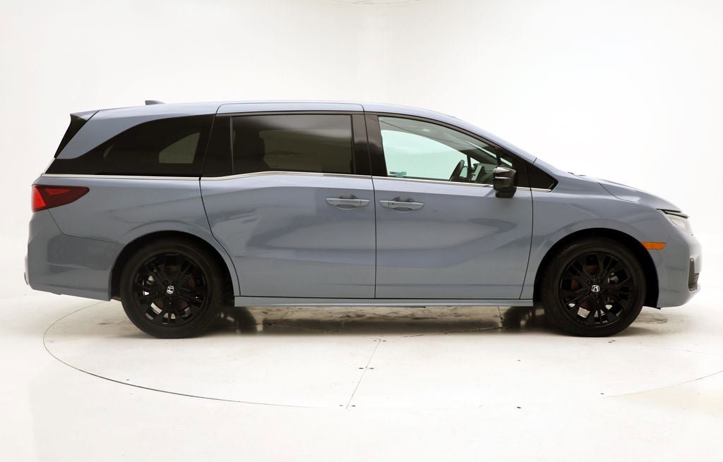 Used 2025 Honda Odyssey Sport-L image 3