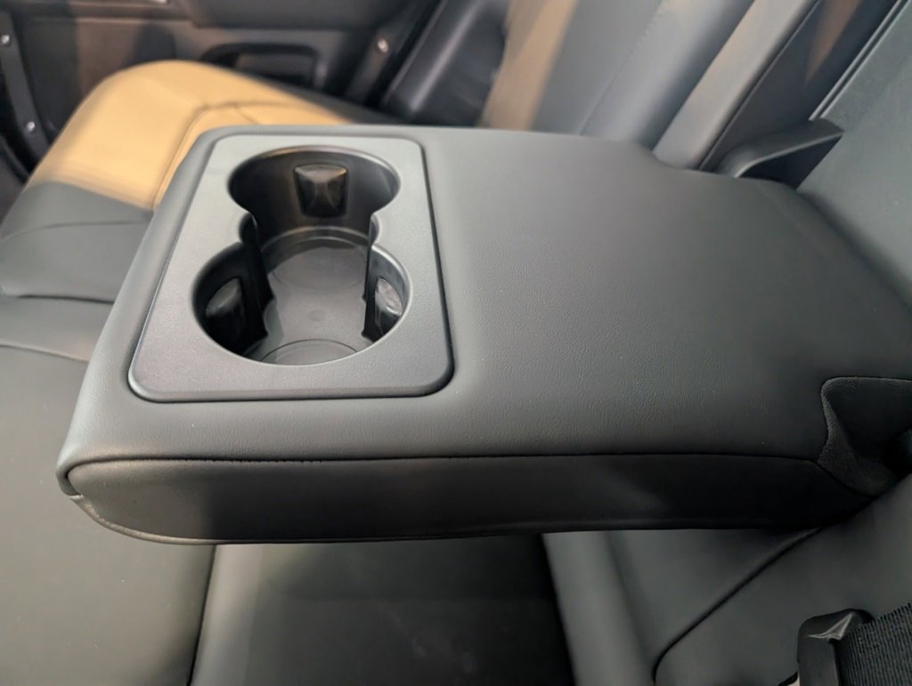 New 2025 Land Rover Defender 110 S image 26