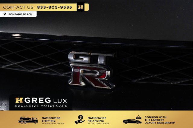Used 2015 Nissan GT-R Premium image 23