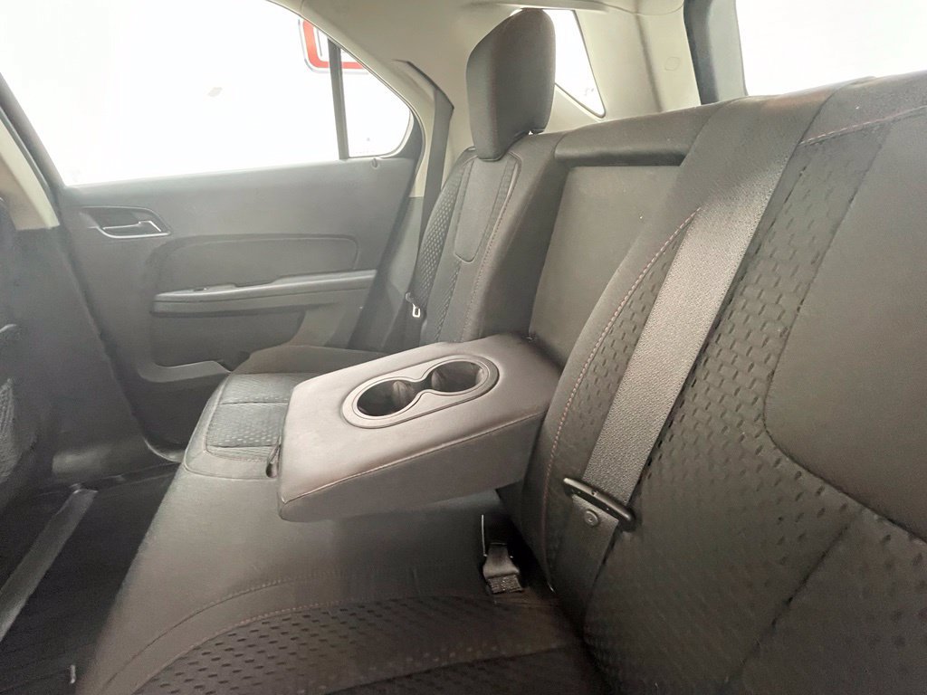 Used 2015 Chevrolet Equinox LS FWD image 12
