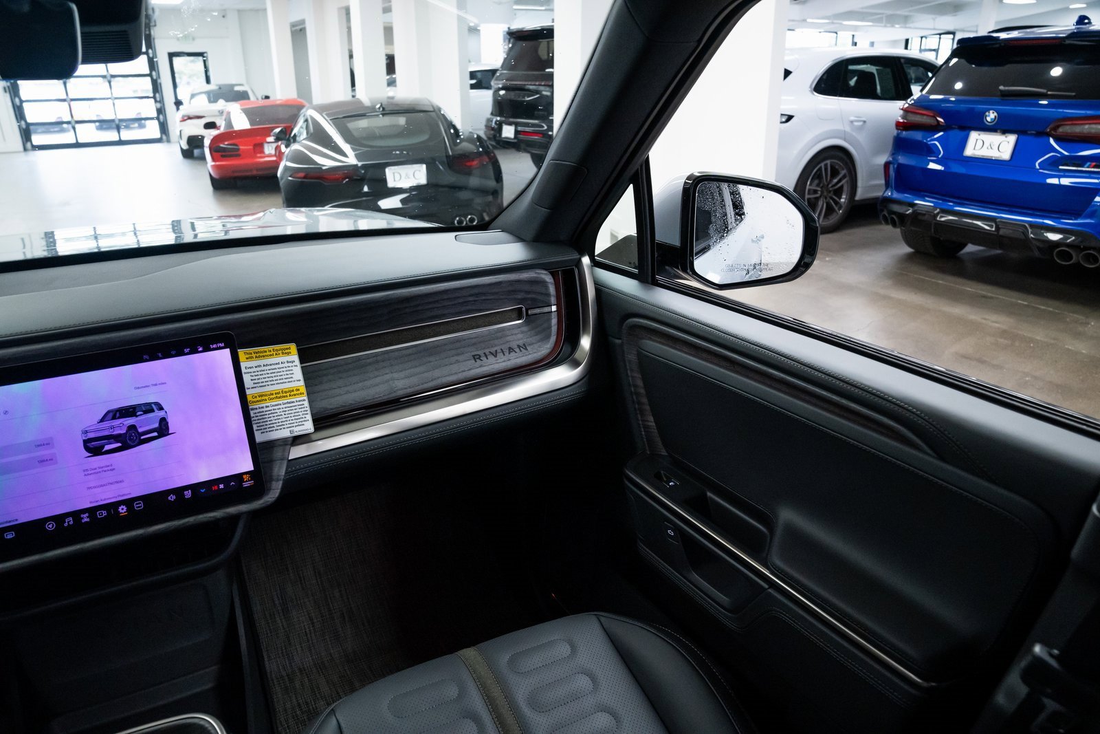 Used 2026 Rivian R1S Adventure image 11