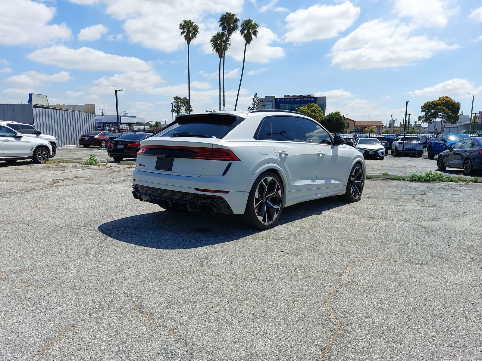 Used 2023 Audi RS Q8 w/ Black Optic Package AWD/4WD image 3