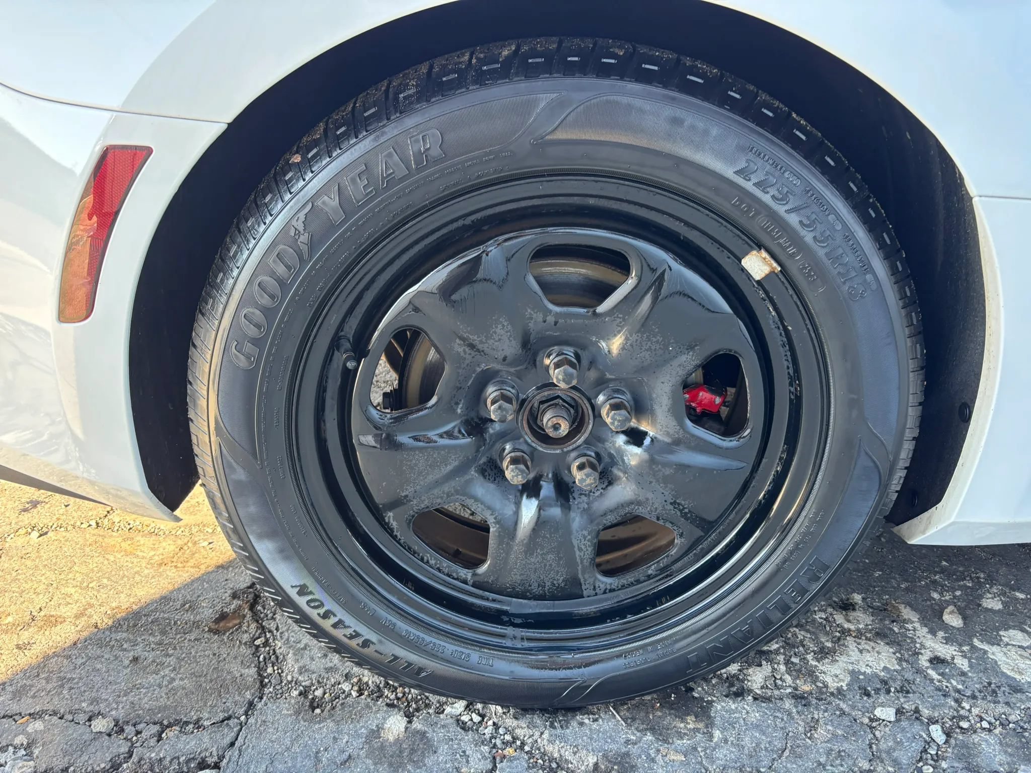 Used 2018 Chevrolet Camaro LT RWD image 7