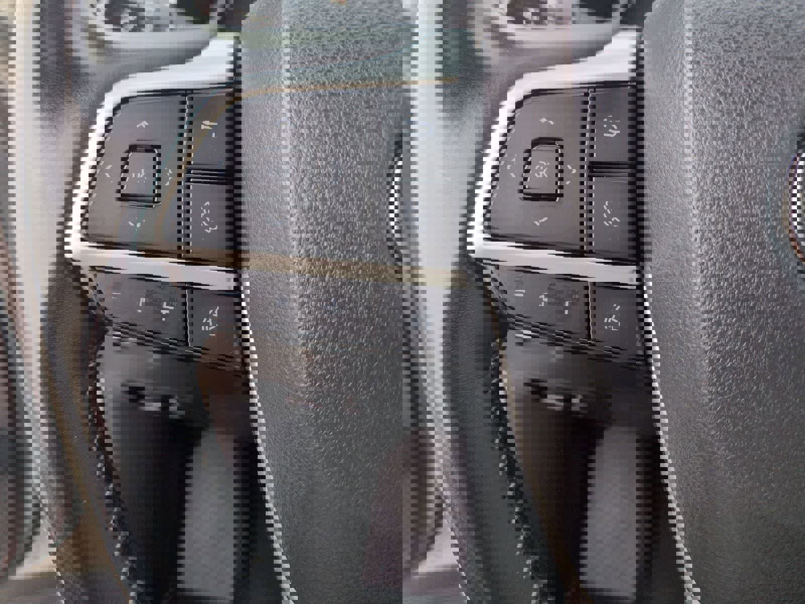 Used 2022 Toyota Highlander XSE image 22