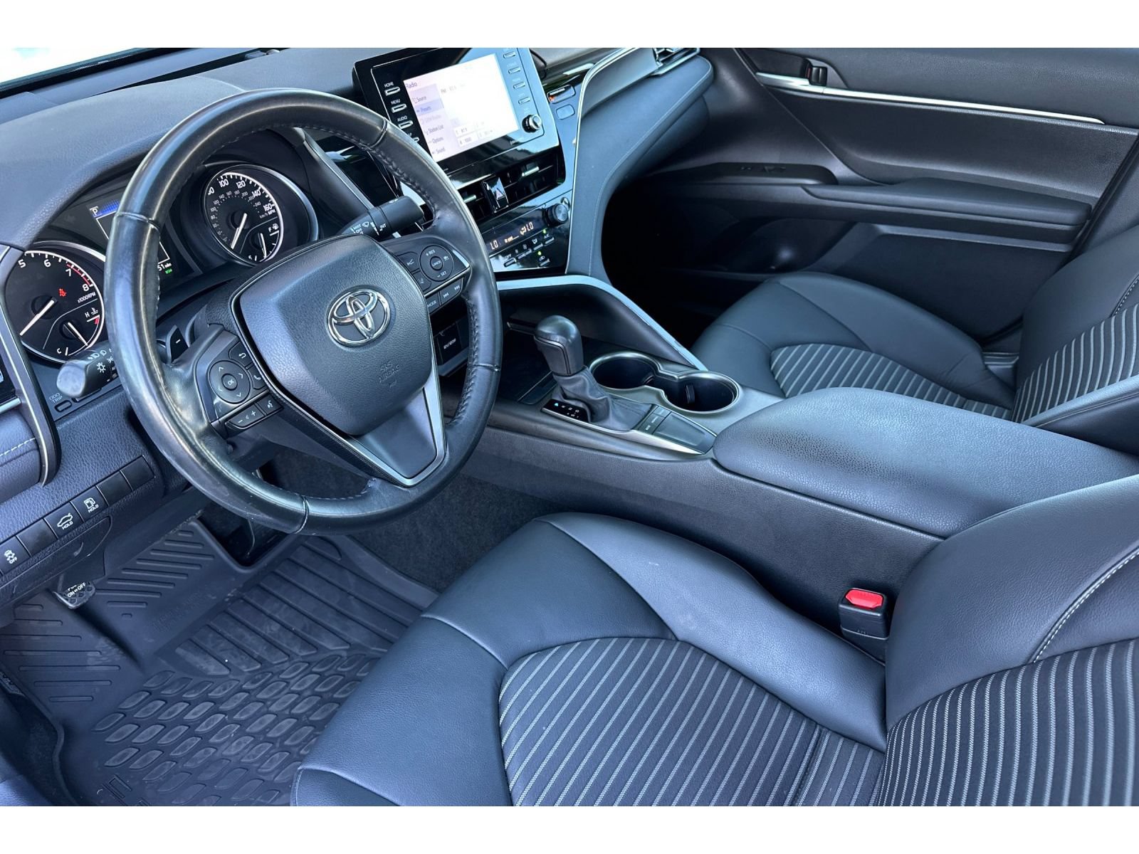 Certified 2024 Toyota Camry SE FWD image 10