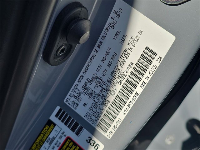 Used 2020 Toyota Tacoma TRD Off-Road image 18