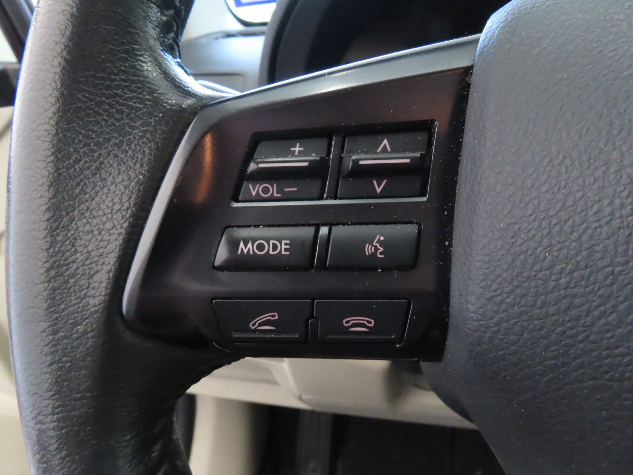 Used 2012 Subaru Impreza 2.0i Limited AWD/4WD image 12