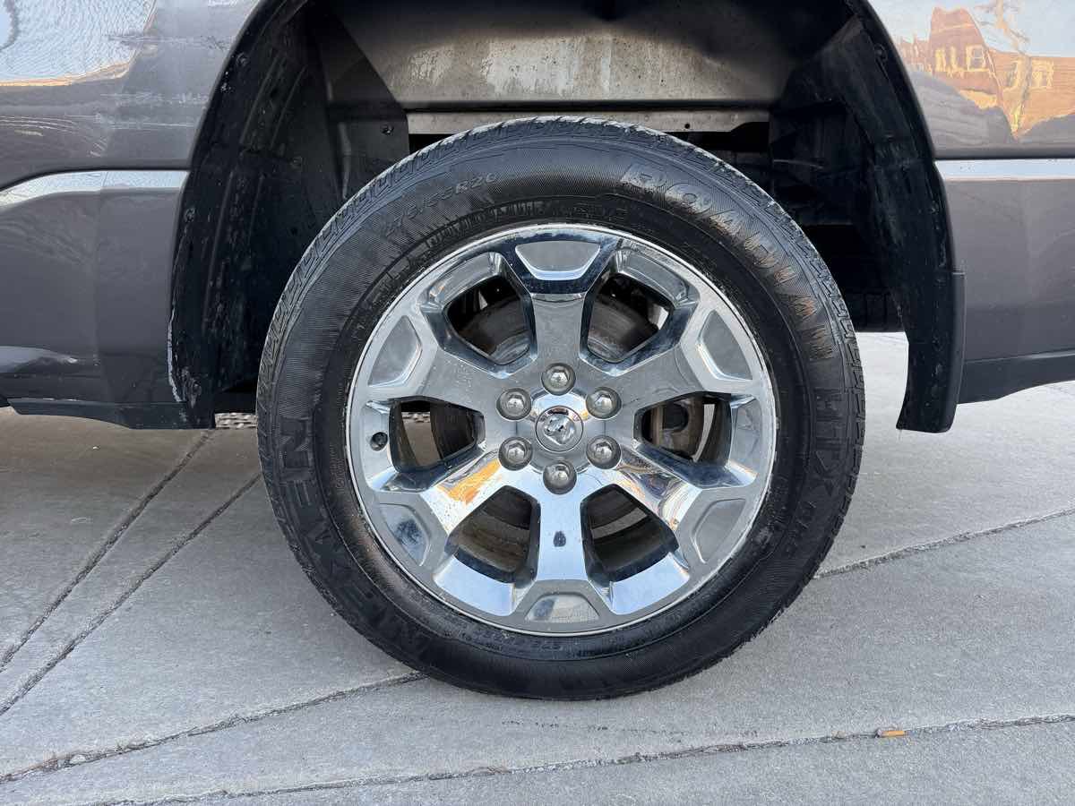 Used 2019 RAM 1500 Big Horn AWD/4WD image 7