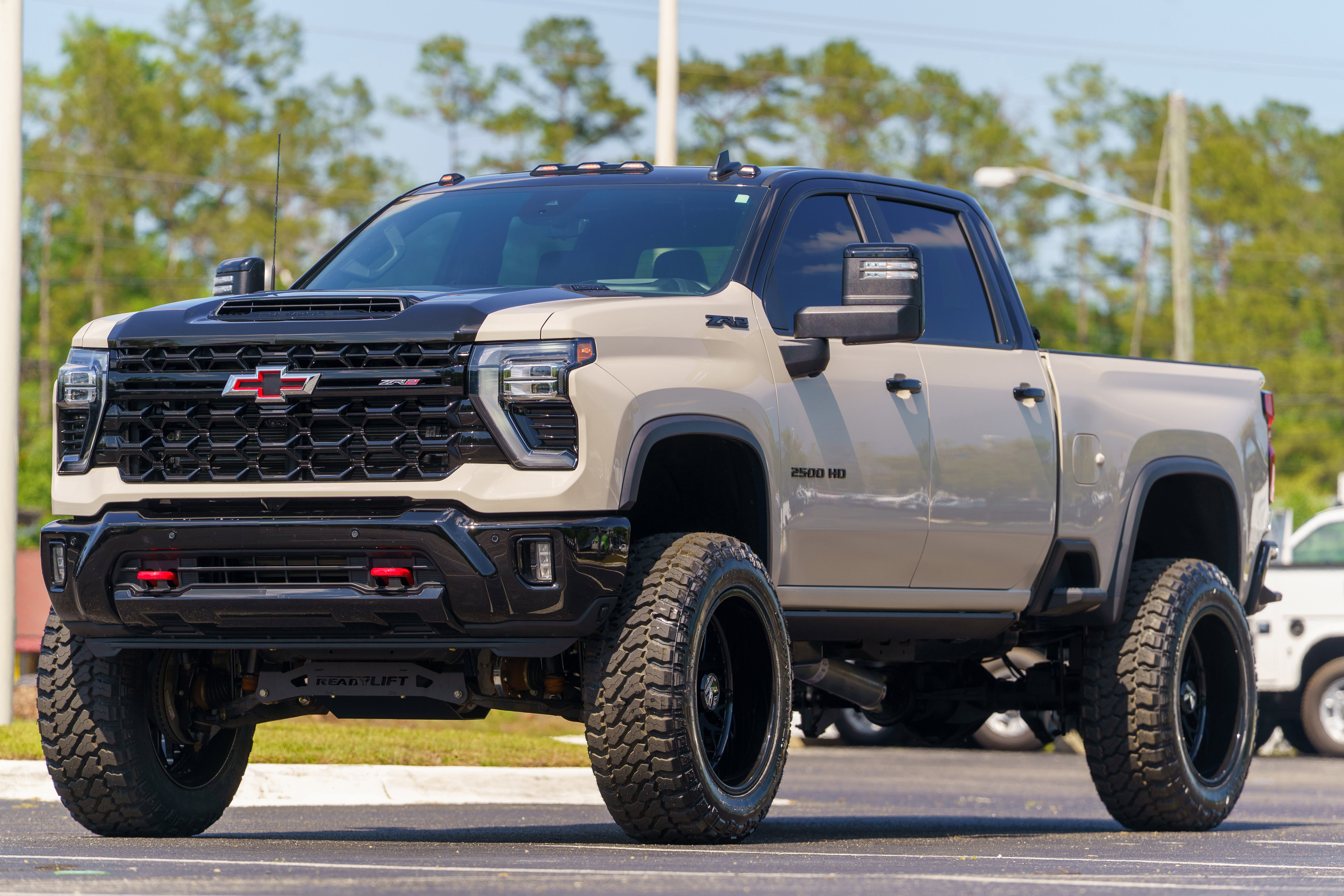 Used 2026 Chevrolet Silverado 2500 ZR2 w/ LPO, Dark Essentials Package AWD/4WD image 38
