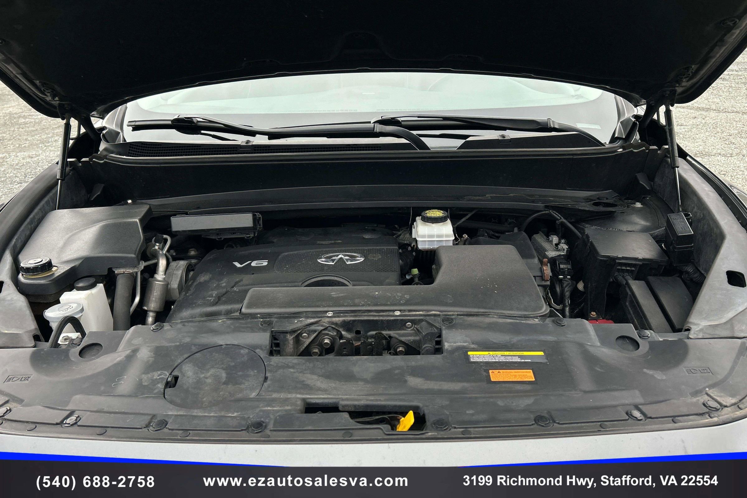 Used 2019 INFINITI QX60 Luxe w/ Essential Package image 12