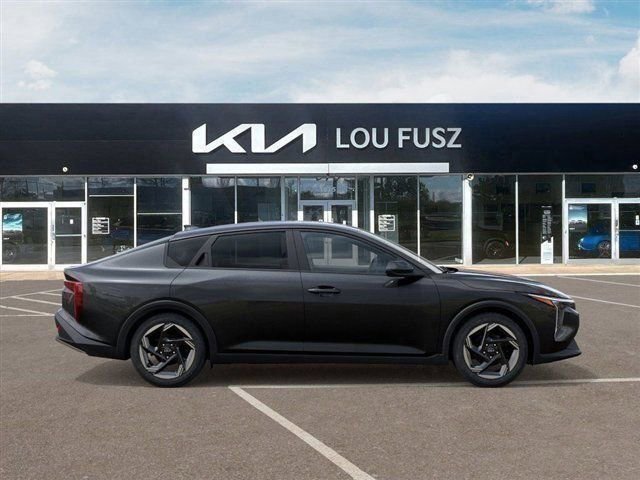 New 2026 Kia K4 EX image 7