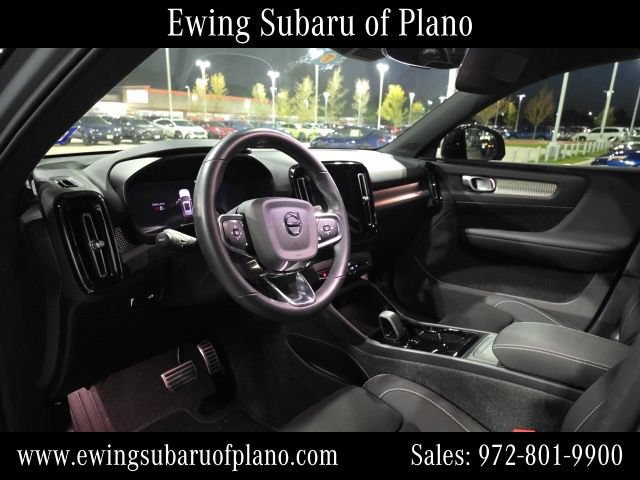 Used 2022 Volvo XC40 P8 Recharge Plus AWD/4WD image 5