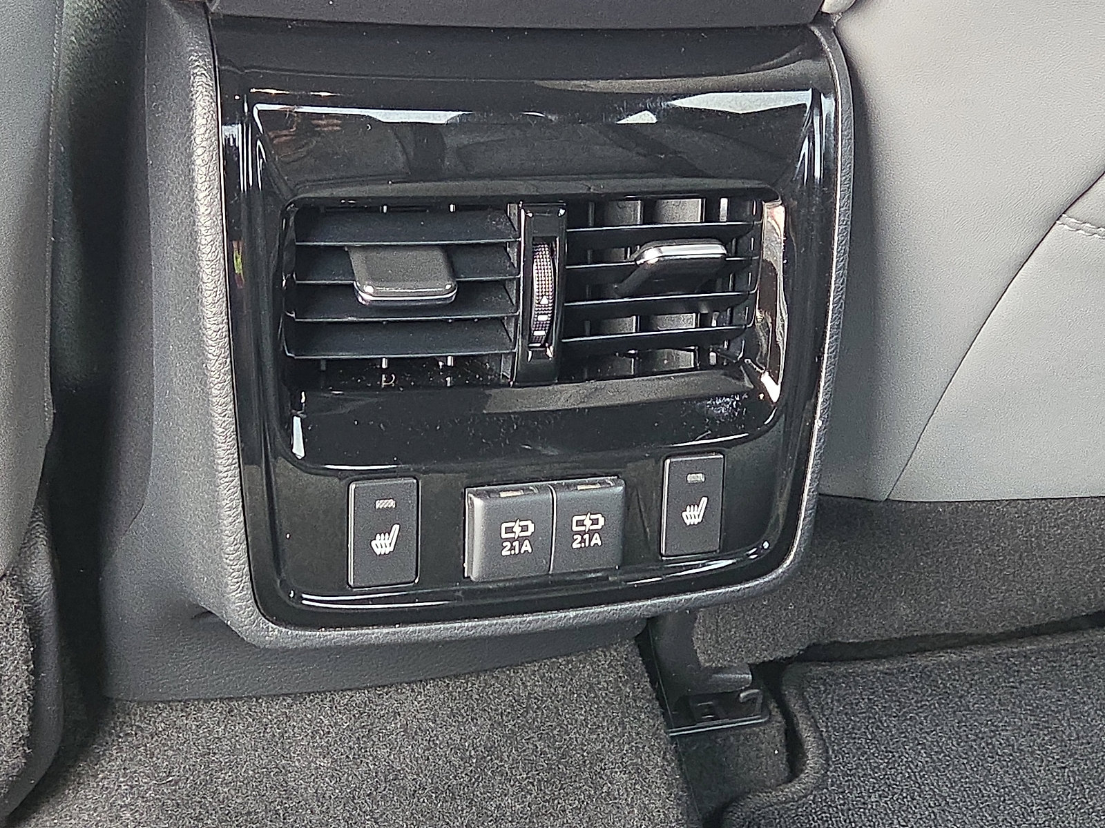 Used 2020 Toyota Avalon Limited w/ Advanced Safety Package FWD image 11