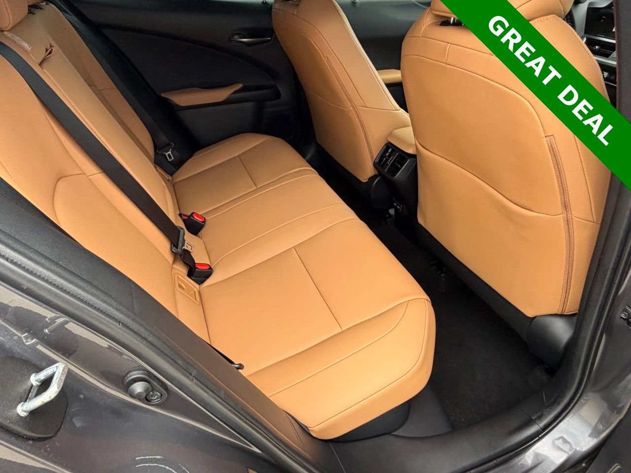 Used 2024 Lexus UX 250h FWD w/ Premium Package image 36