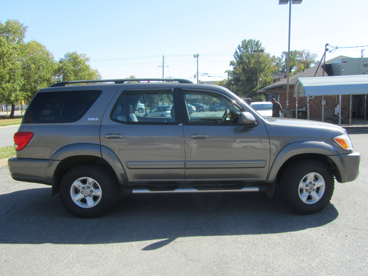 Used 2006 Toyota Sequoia SR5 image 12