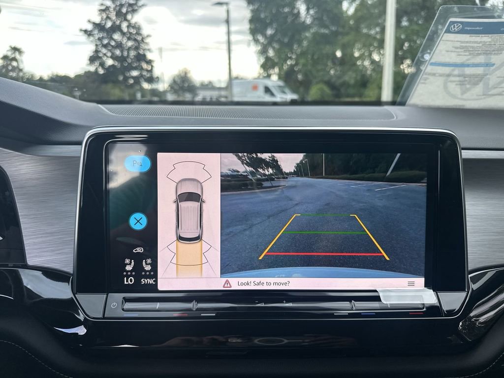 New 2026 Volkswagen Atlas Cross Sport SE image 17