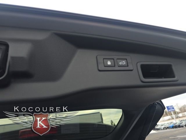 New 2026 Subaru Outback Touring XT image 18