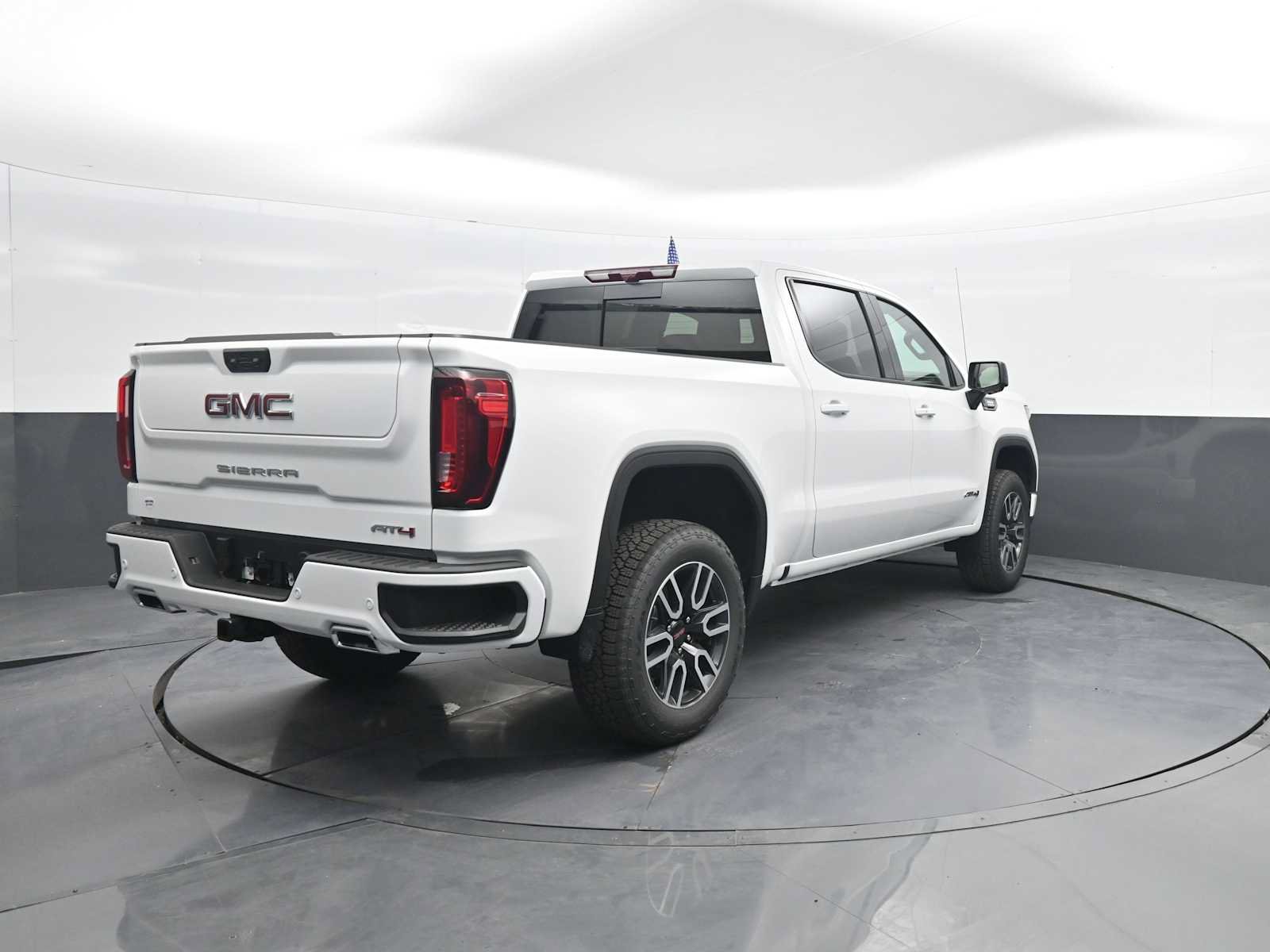 New 2026 GMC Sierra 1500 AT4 w/ AT4 Premium Package AWD/4WD image 7