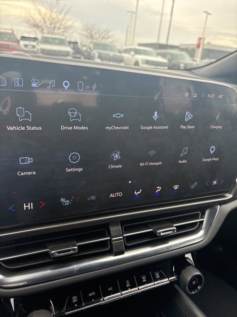 Used 2026 Chevrolet Equinox EV LT image 17