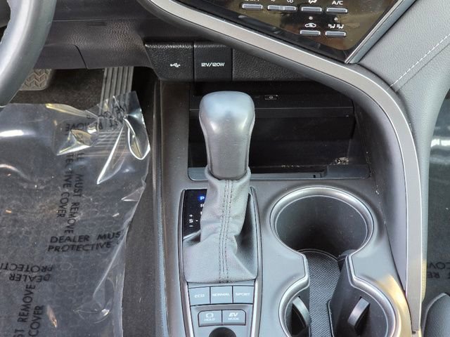 Used 2022 Toyota Camry SE w/ Audio Upgrade Package FWD image 30