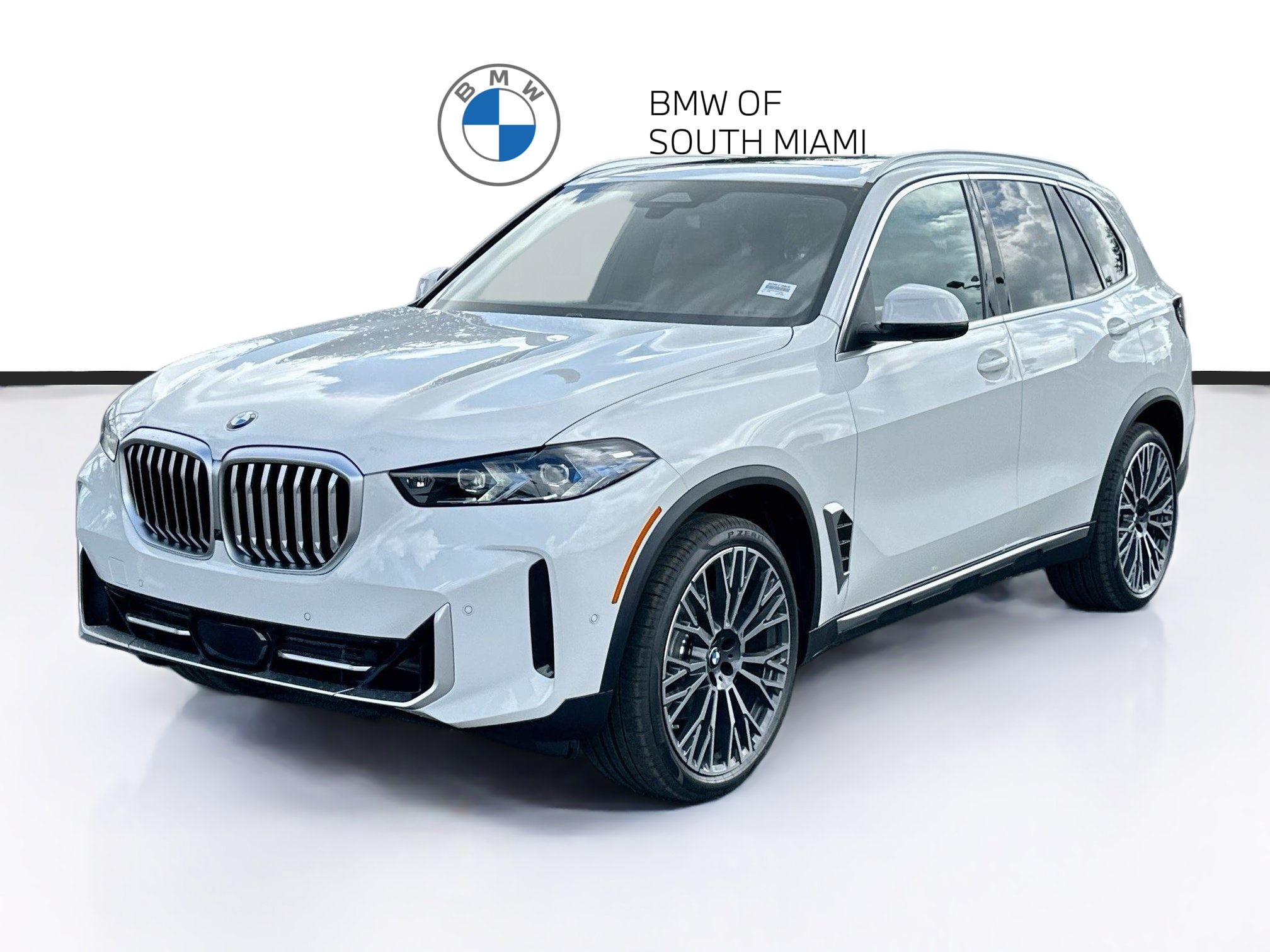 Certified 2026 BMW X5 sDrive40i w/ Premium Package RWD image 3
